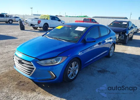 2017 Hyundai Elantra Se z USA, uszkodzony, nr VIN 5NPD84LF6HH111040